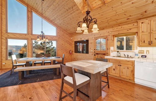 Fawnskin Cabin | High-top Lakeview Chateau #2520