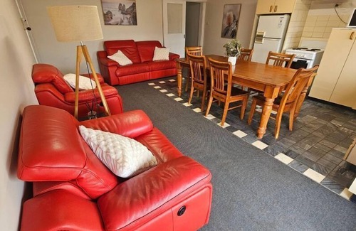 Illowa Cottage | High View Family Cottages
