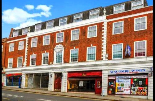 High Wycombe House | High Wycombe Commuters Rental