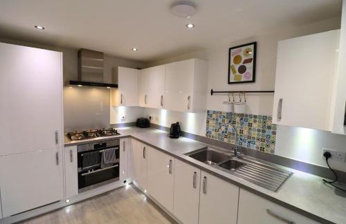 High Wycombe House | High Wycombe Stunning Stylish Four Bedroom House