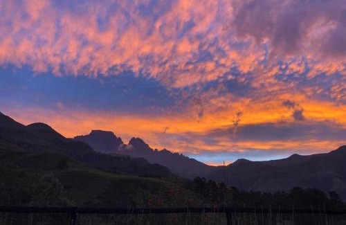 Giant's Castle Game Reserve Ski Chalet | Highbourne Cottages