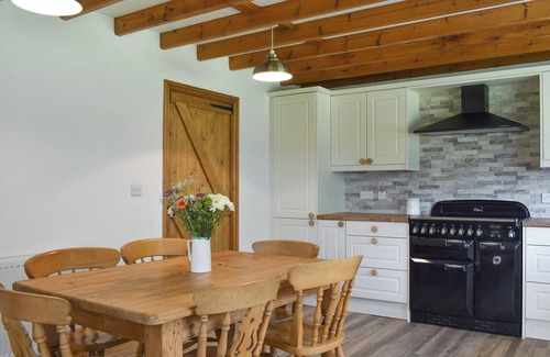 Ingrow Cottage | Higher Kirkstall Wood Farm