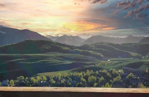 Crested Butte Apartment | Highest Condo in CB with Stunning Views from Porch