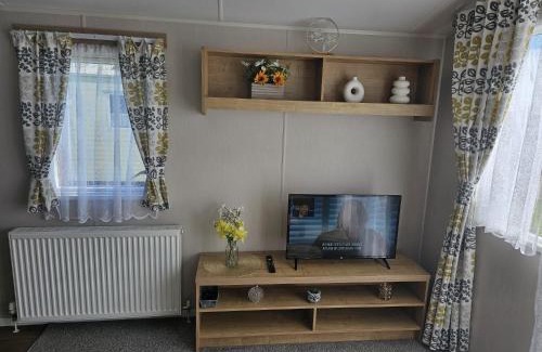 Clacton-on-Sea Apartment | Highfield Grange Holiday Park