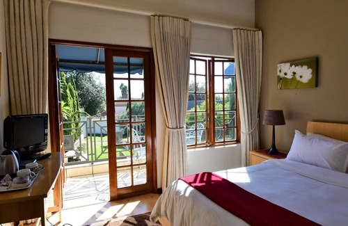 Greater Johannesburg Metropolitan Area House | Highgrove Guesthouse