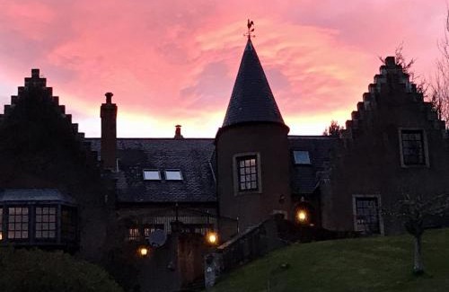 Glenurquhart Bed & Breakfast | Highland Bear Lodge & Luxury Bear Huts