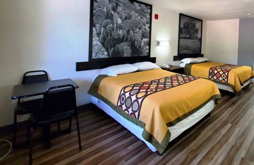 South Arlington Hotel | Highland Inn Arlington