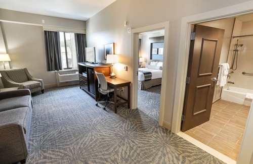 Fairfield Cabin | Highland Queen Suite | Comfort & Resort Access