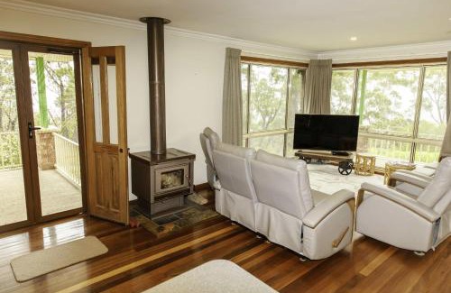 Mount Victoria House | Highland View