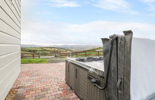 Rhayader House | Highland View