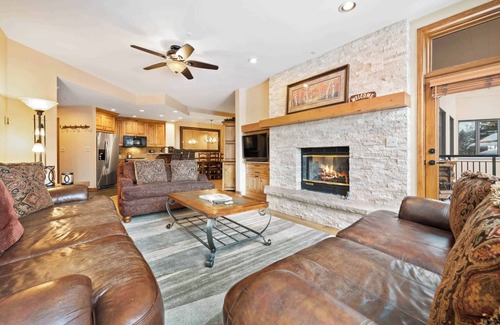 Highlands Townhomes Condo | Highlands Lodge 105 - 3 Bedroom Residence