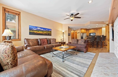 Highlands Townhomes Condo | Highlands Lodge 105 - 3 Bedroom Residence