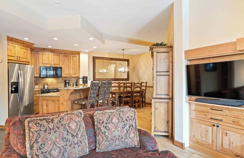 Highlands Townhomes Condo | Highlands Lodge 105 - 3 Bedroom Residence