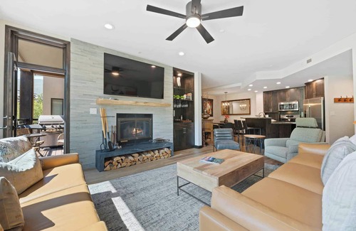 Highlands Townhomes Condo | Highlands Lodge 300 - 3 Bedroom Residene