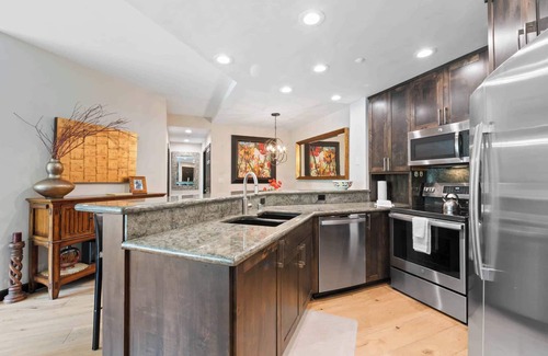 Highlands Townhomes Condo | Highlands Lodge 300 - 3 Bedroom Residene