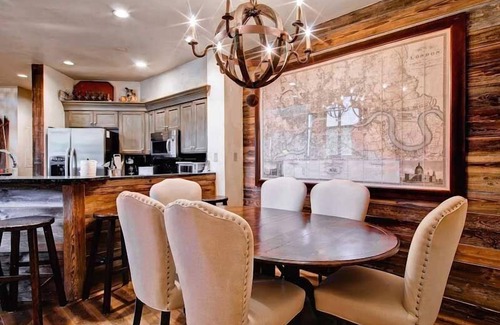 Highlands Townhomes Condo | Highlands Lodge 405 - 3 Bedroom plus Loft Residence