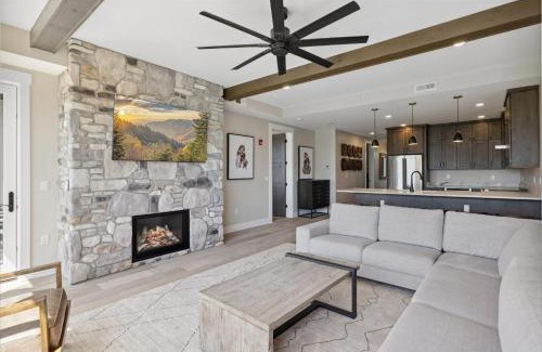 Gatlinburg House | Highlands of the Smokies 209 2br