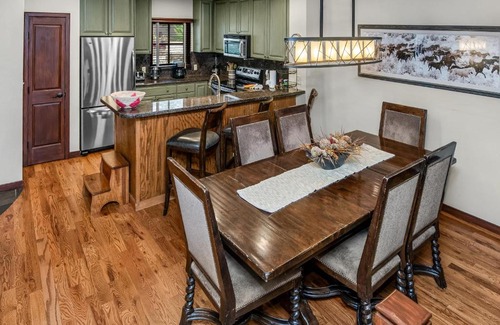 Highlands Townhomes Apartment | Highlands Slopeside Townhome #18 condo