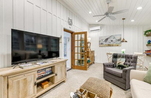 Highlands House | Highlands Vacation Rental - Walk to Main St!
