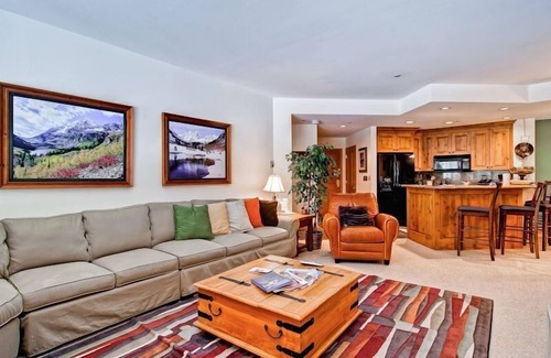 Highlands Townhomes Condo | Highlands Westview 105