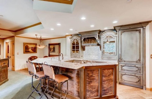 Highlands Townhomes Condo | Highlands Westview 102