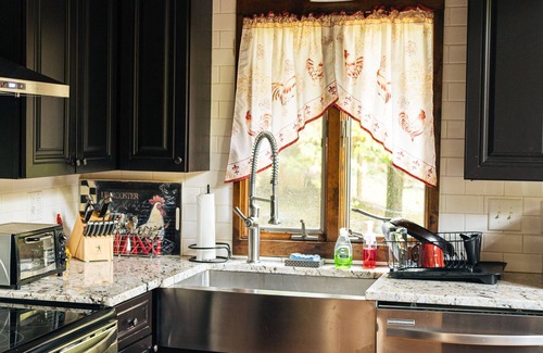 Wallenpaupauk Lake Estates Ski Chalet | ★ - Highly Rated Waterfront: Hot Tub, Fireplace, Pet Friendly! -★