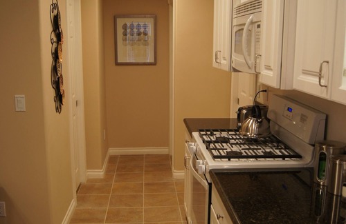 Golden Hill Condo | Highly upgraded. Walk to DT, Conv Ctr. Mins. to Zoo, Beach , Airport, Sea World