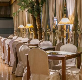 Guishan District Hotel | Highness Hotel