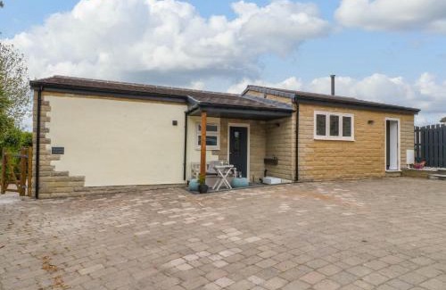 Beeley House | Highview Stables
