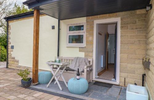 Beeley House | Highview Stables