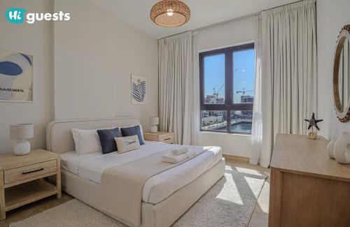 Dubai Apartment | HiGuests - Elegant 1BR Retreat with Sea View in La Rive