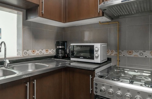 Jumeirah Village Apartment | HiGuests - Oudah Tower
