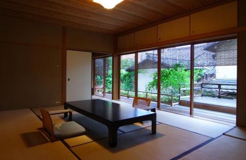Karasuma Hotel | Hiiragiya