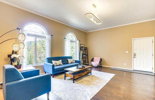 Issaquah House | Hike and Explore Guest Suite with Deck in Issaquah