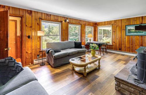 Laurel Springs House | Hike and Leaf Peep! Peaceful Home in Laurel Springs