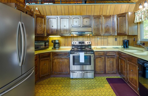 Twain Harte Cabin | Hike, Bike & Golf: Peaceful Cabin in Twain Harte!
