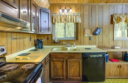Twain Harte Cabin | Hike, Bike & Golf: Peaceful Cabin in Twain Harte!