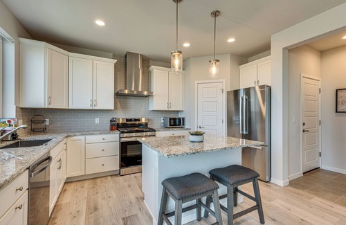 Superior House | Hike, Bike & More: Superior Home 3 Mi to Parks!