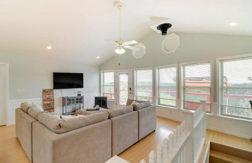 Bruno House | Hike, Fish and Explore Spacious Yellville Retreat