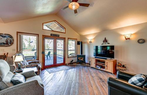 Superior House | Hike, Fish and Unwind Remote Escape in Montana