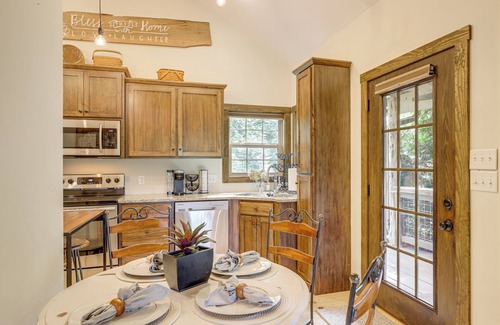 Weaverville Cabin | Hike, Leaf Peep & More: Sleek Cabin in Weaverville