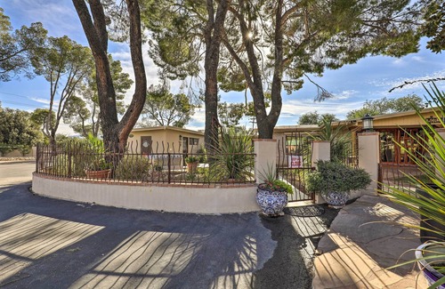 Tucson Cottage | Hike, Shop & Unwind: Tucson Home w/Shared Hot Tub