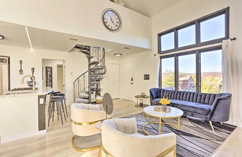 Vernon Apartment | Hike, Ski and Golf Mtn-View Codo in Vernon Township