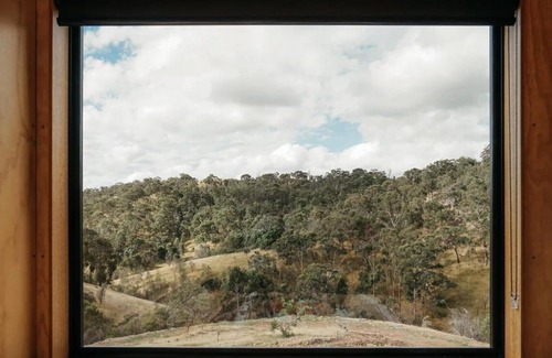 Reedy Creek House | Hike to your Off-Grid Cabin Deep in Nature - Jasper