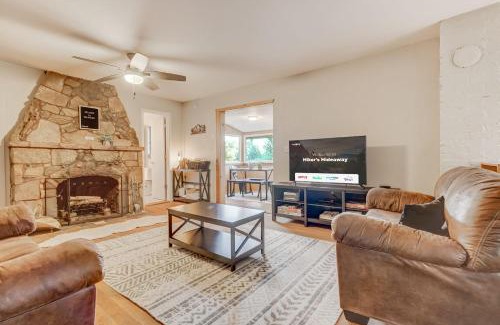 Skyway House | Hiker's Hideaway - Nature Escape BBQ Pit Trails