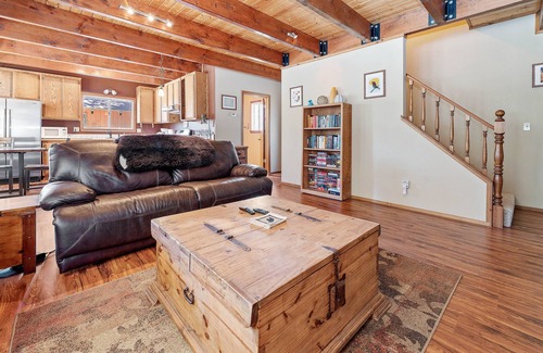 Woodlands Cabin | Hikers Haven - Close to Hiking, Fireplace, Horseshoes, Deck, BBQ