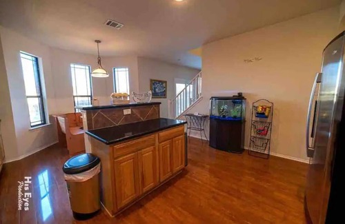 Cedar Park House | Hill Country Beauty in Red | Beautiful Large Home! Very Spacious!