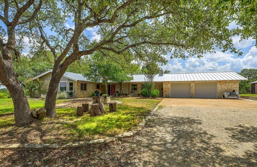 Driftwood House | Hill Country Getaway