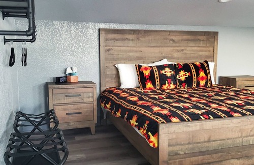 Johnson City House | Hill Country Guest Houses