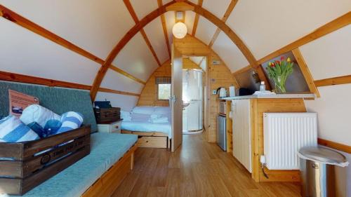 Leighton Buzzard House | Hill Farm and Orchard